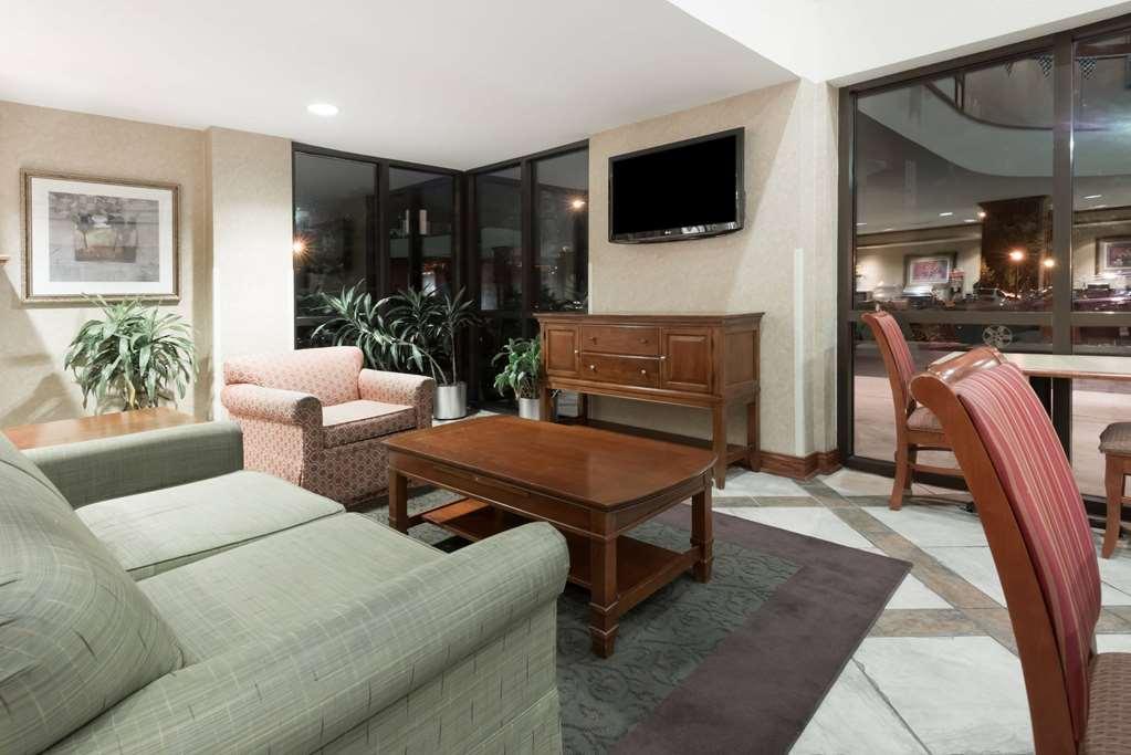 Hotel Baymont By Wyndham Indianapolis South Interno foto