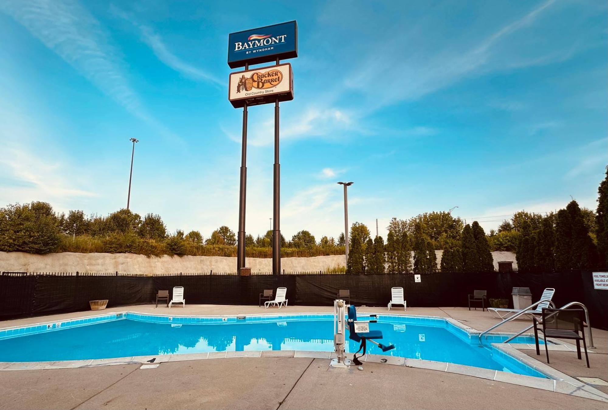 Hotel Baymont By Wyndham Indianapolis South Esterno foto