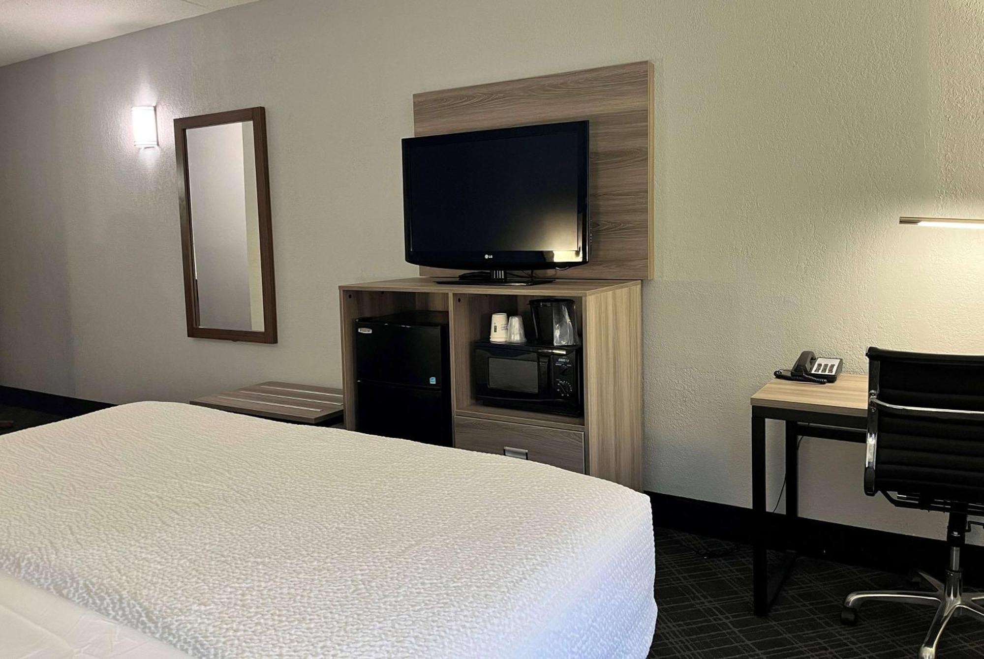 Hotel Baymont By Wyndham Indianapolis South Esterno foto